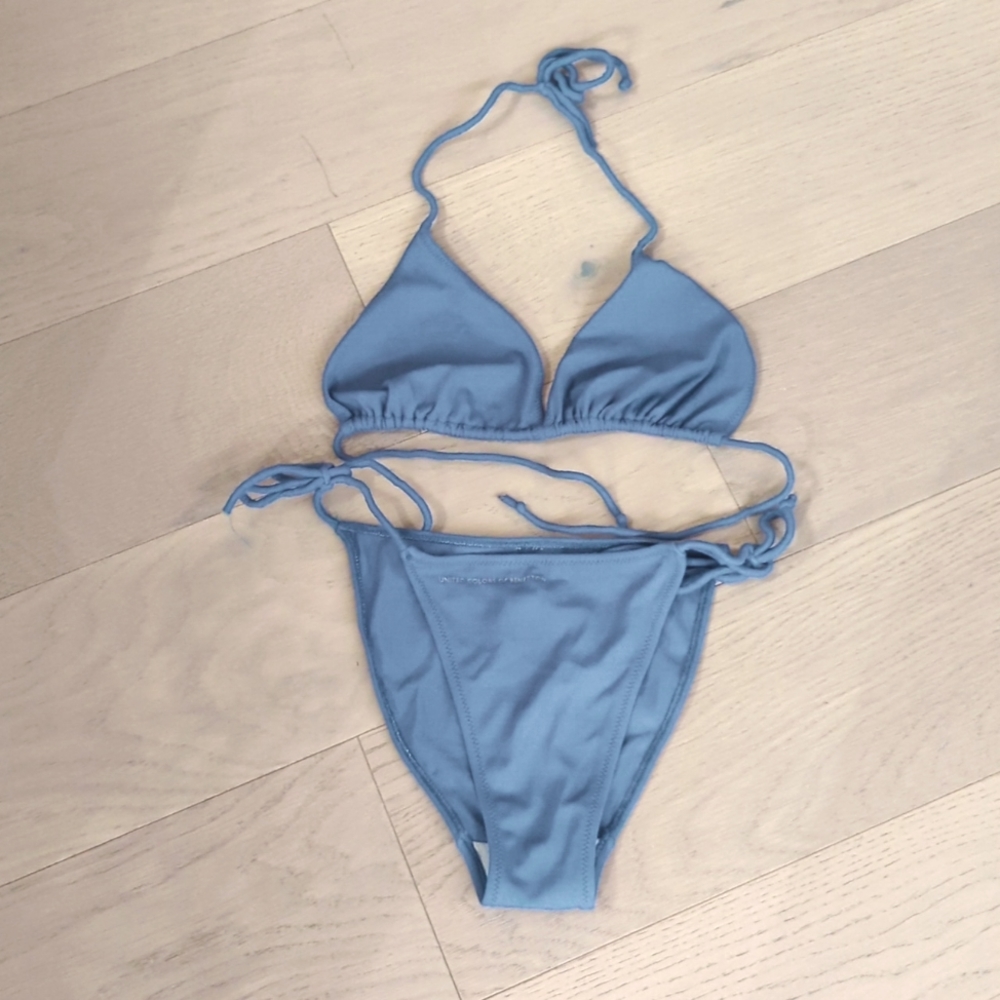 BNWOT United Colors of Benetton Blue Bikini - Picture 1 of 3